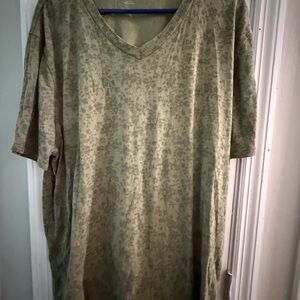 Women’s size XXL Old Navy Green Short Sleeve Tee